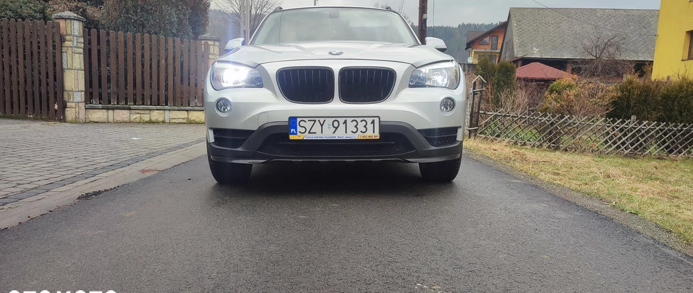 BMW X1 cena 53900 przebieg: 105000, rok produkcji 2013 z Łochów małe 172